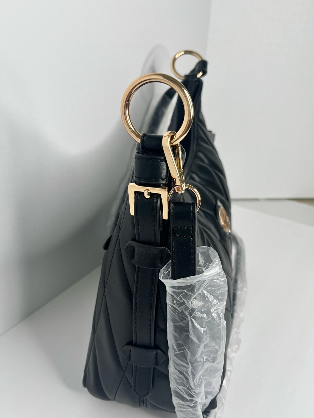 Giani Bernini Small Quilted Soft Shoulder Crossbody - Picture 8 of 14